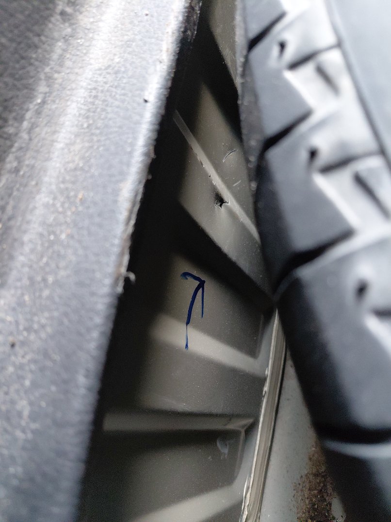 Toyota Camry GLE HEV  2024 image