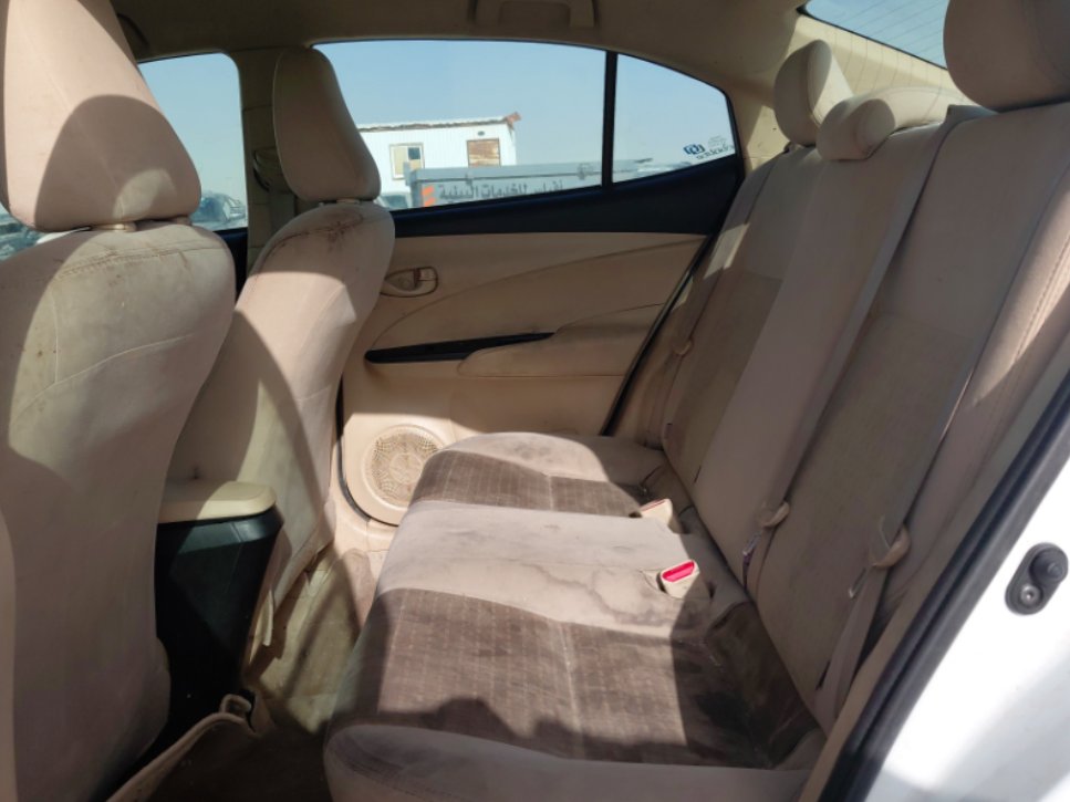 تويوتا يارس Y 2021 image