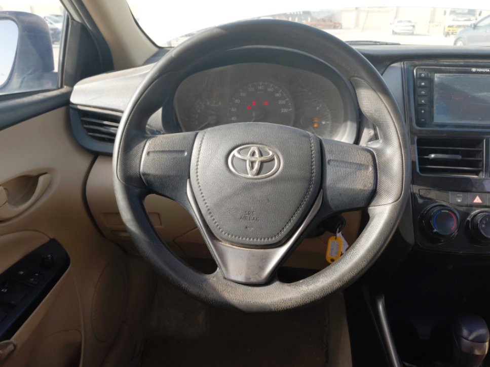 تويوتا يارس Y 2021 image