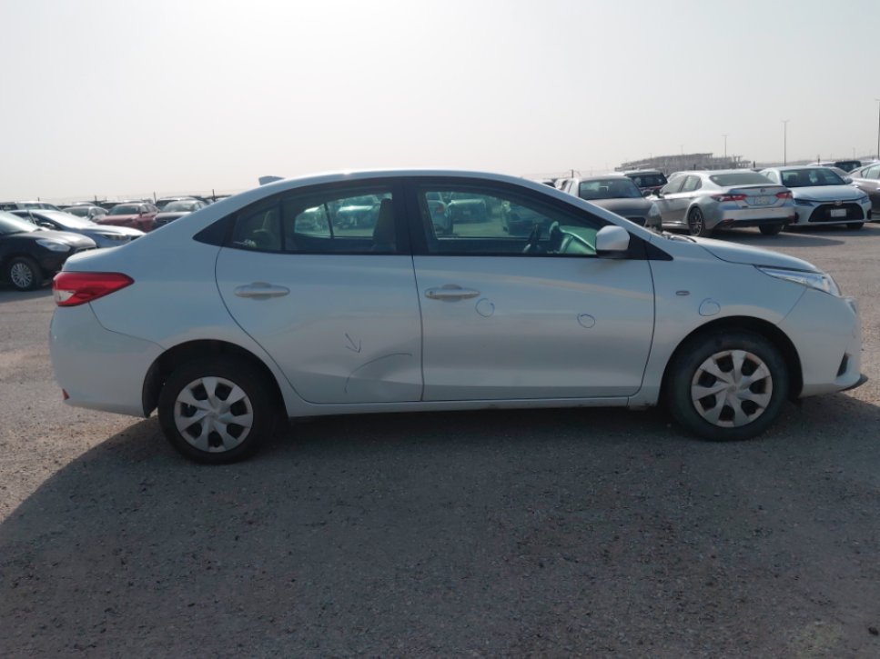 تويوتا يارس Y 2021 image