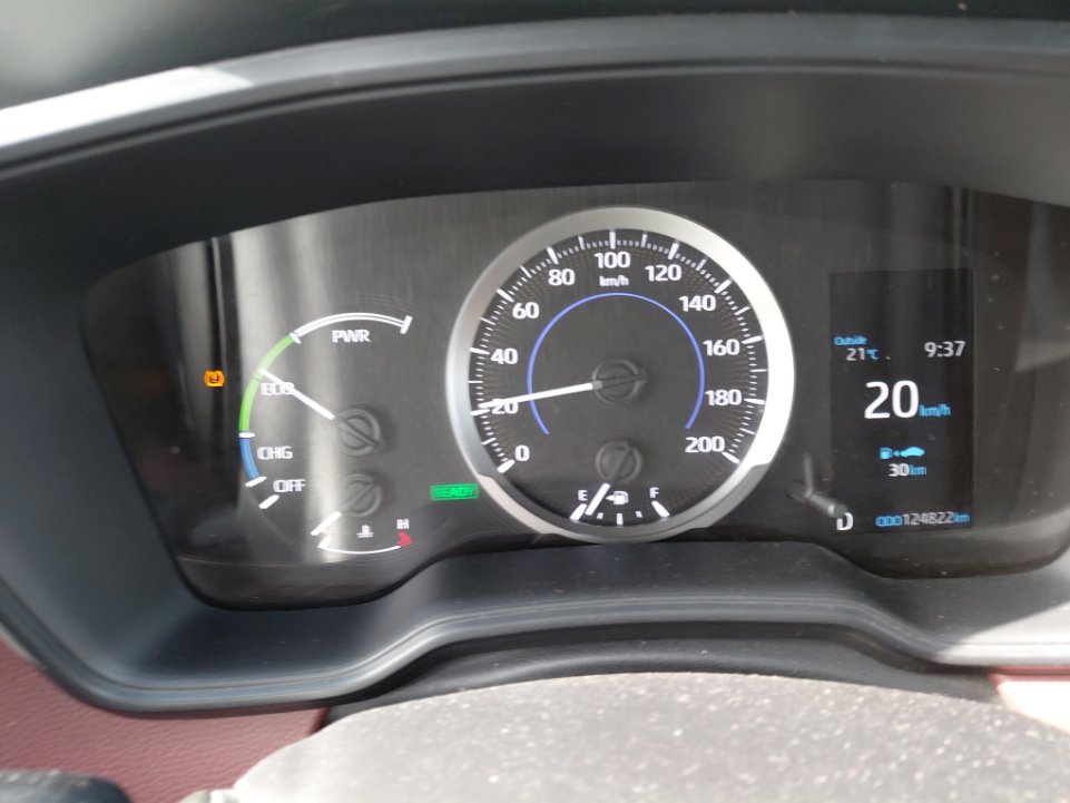 تويوتا كورولا كروس LE HEV  2021 image