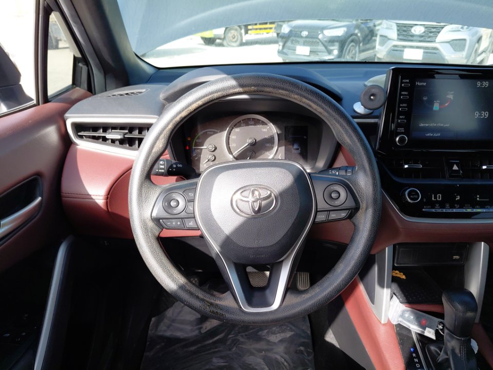 تويوتا كورولا كروس LE HEV  2021 image