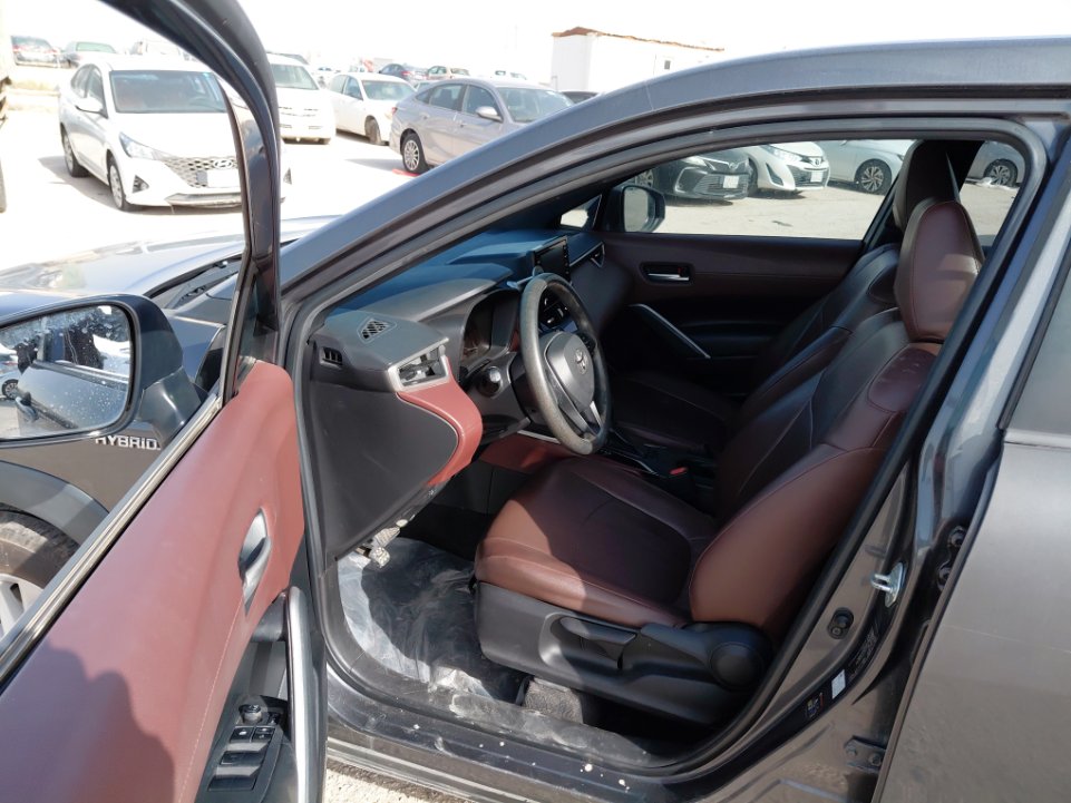 تويوتا كورولا كروس LE HEV  2021 image