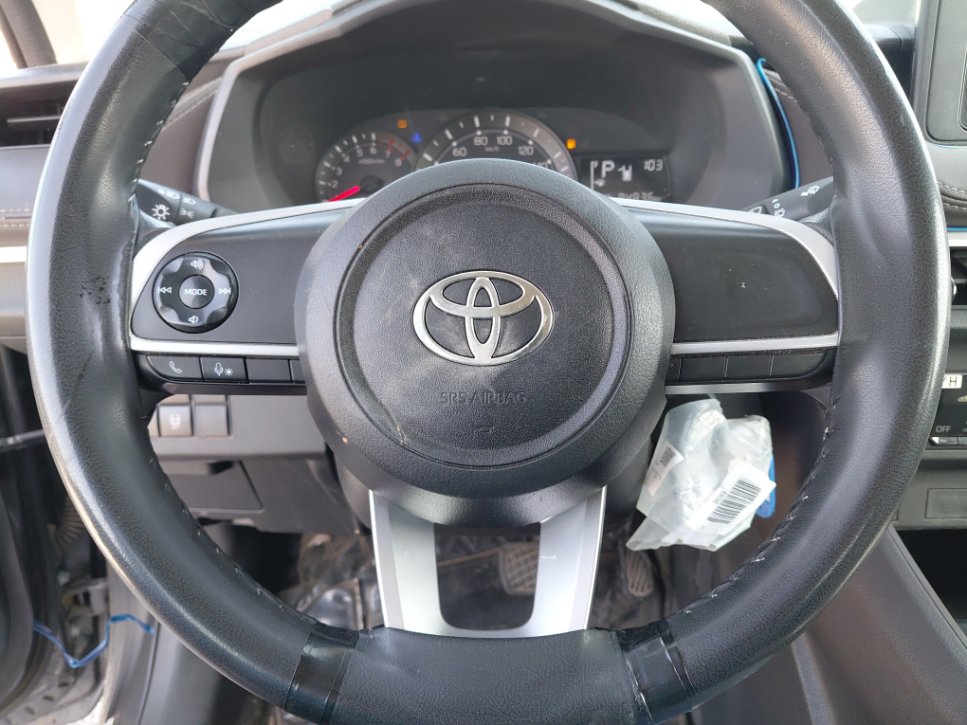Toyota Yaris Y 2023 image