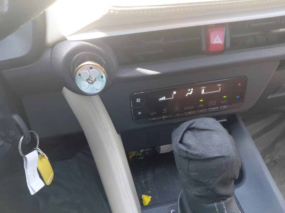 Toyota Yaris Y 2024 image