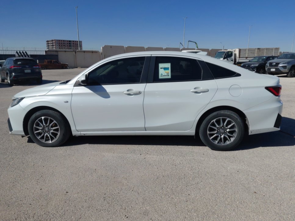 Toyota Yaris Y 2024 image