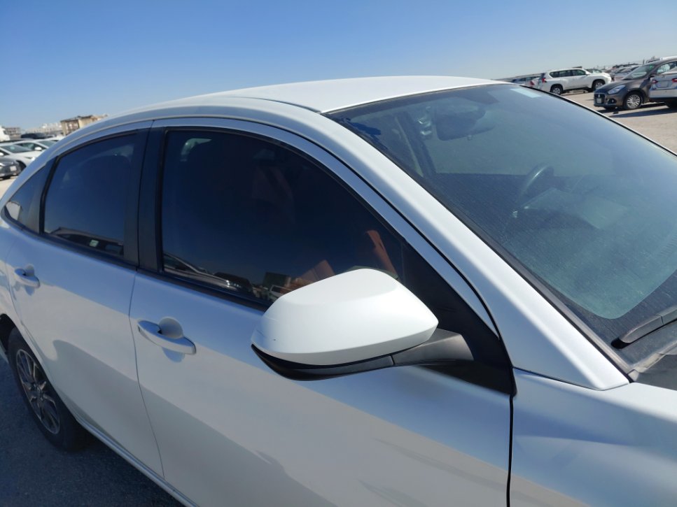 Toyota Yaris Y 2024 image