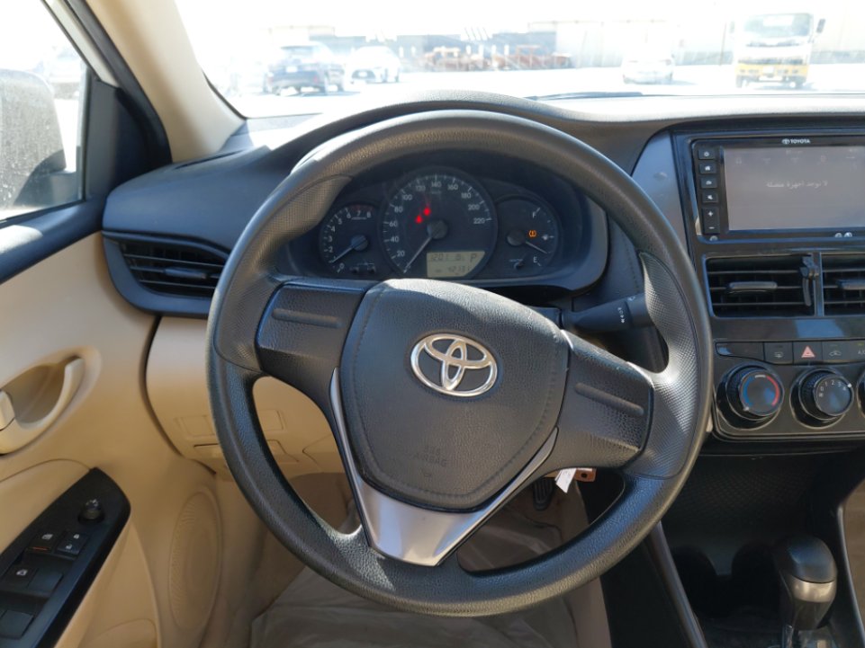 Toyota Yaris Y 2021 image