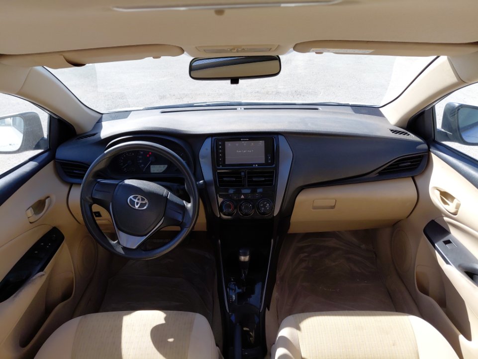 Toyota Yaris Y 2021 image