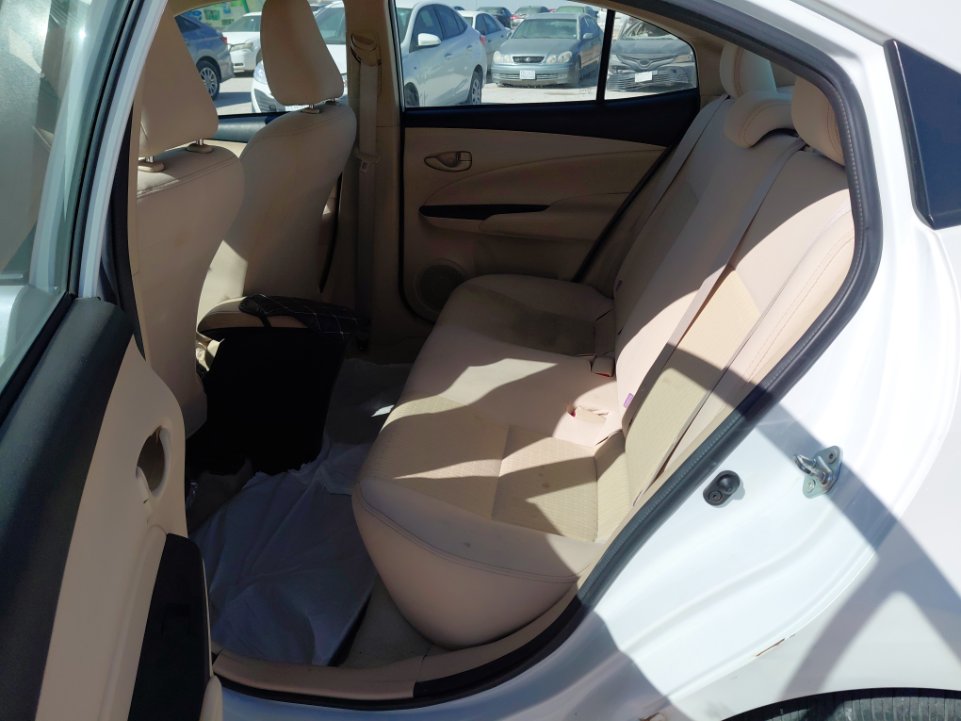 Toyota Yaris Y 2021 image