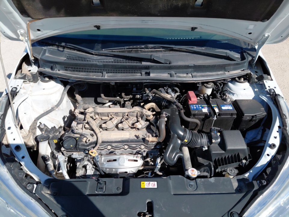 Toyota Yaris Y 2021 image