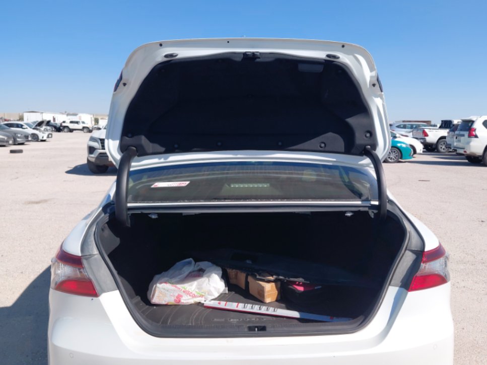 Toyota Camry GLEX HEV 2022 image