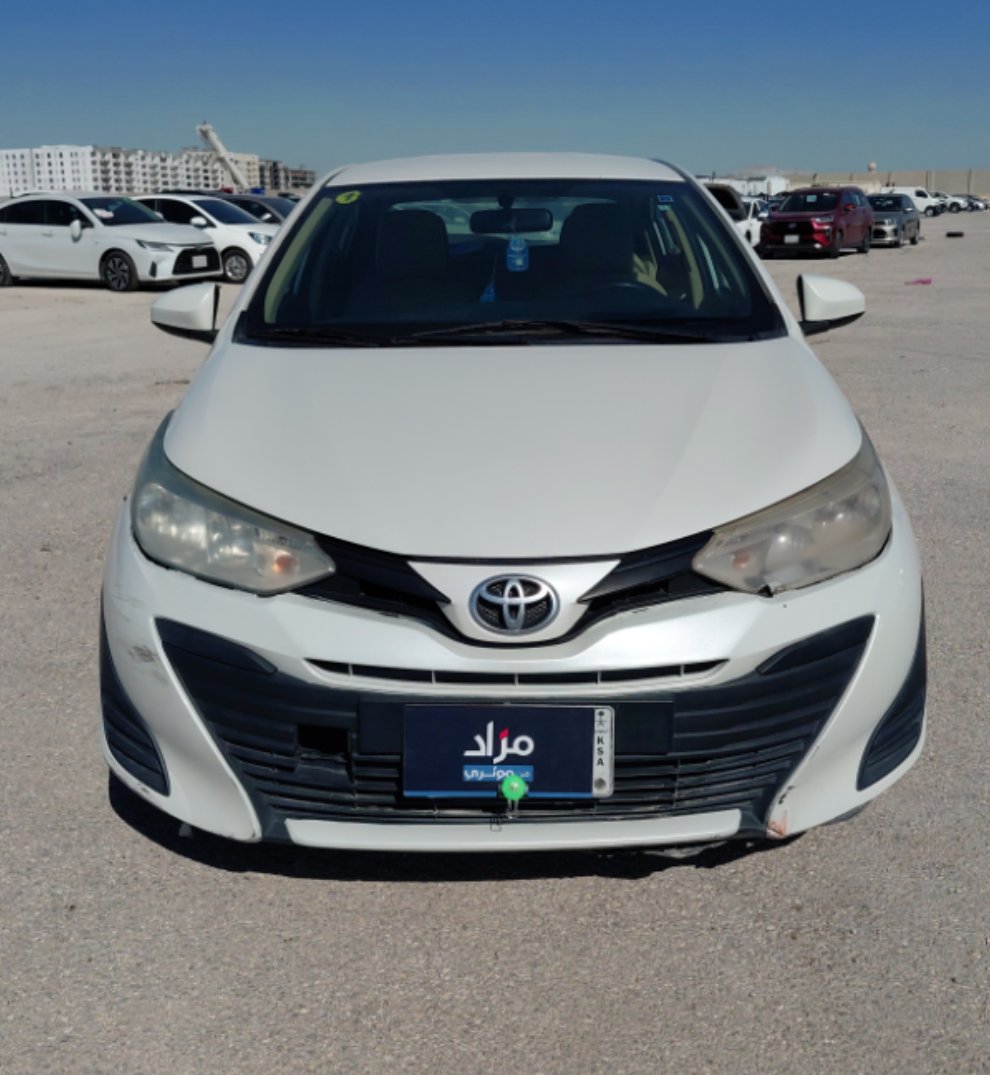 تويوتا يارس Y 2019