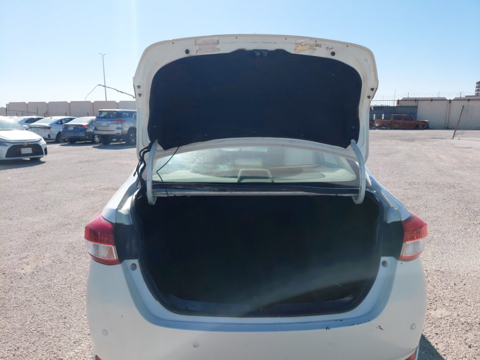 تويوتا يارس Y 2019 image