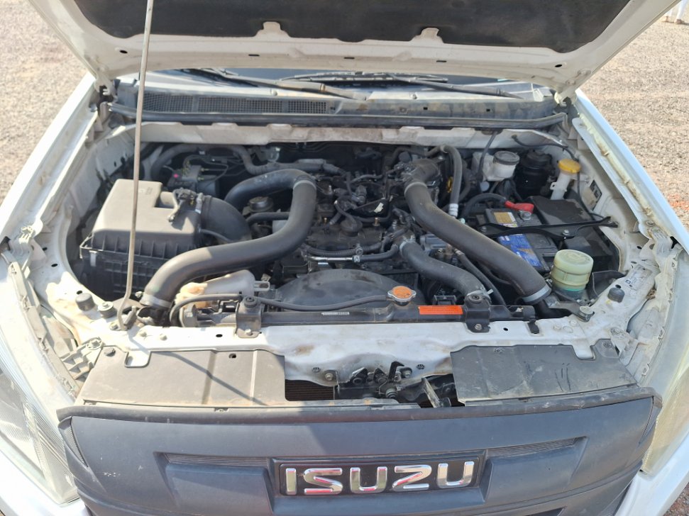 ايسوزو ديماكس 4x4 2023 image