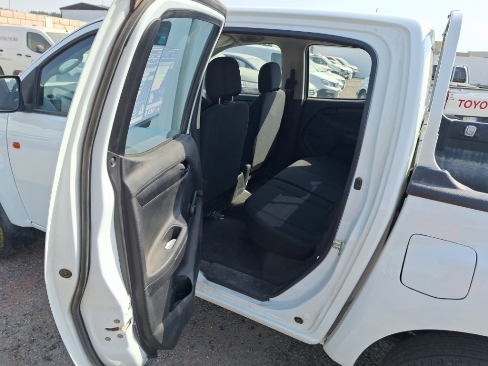 ايسوزو ديماكس 4x4 2023 image