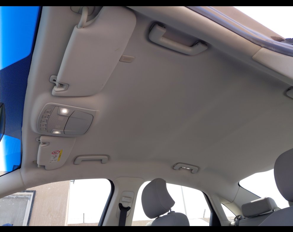 Ford Taurus  2022 image