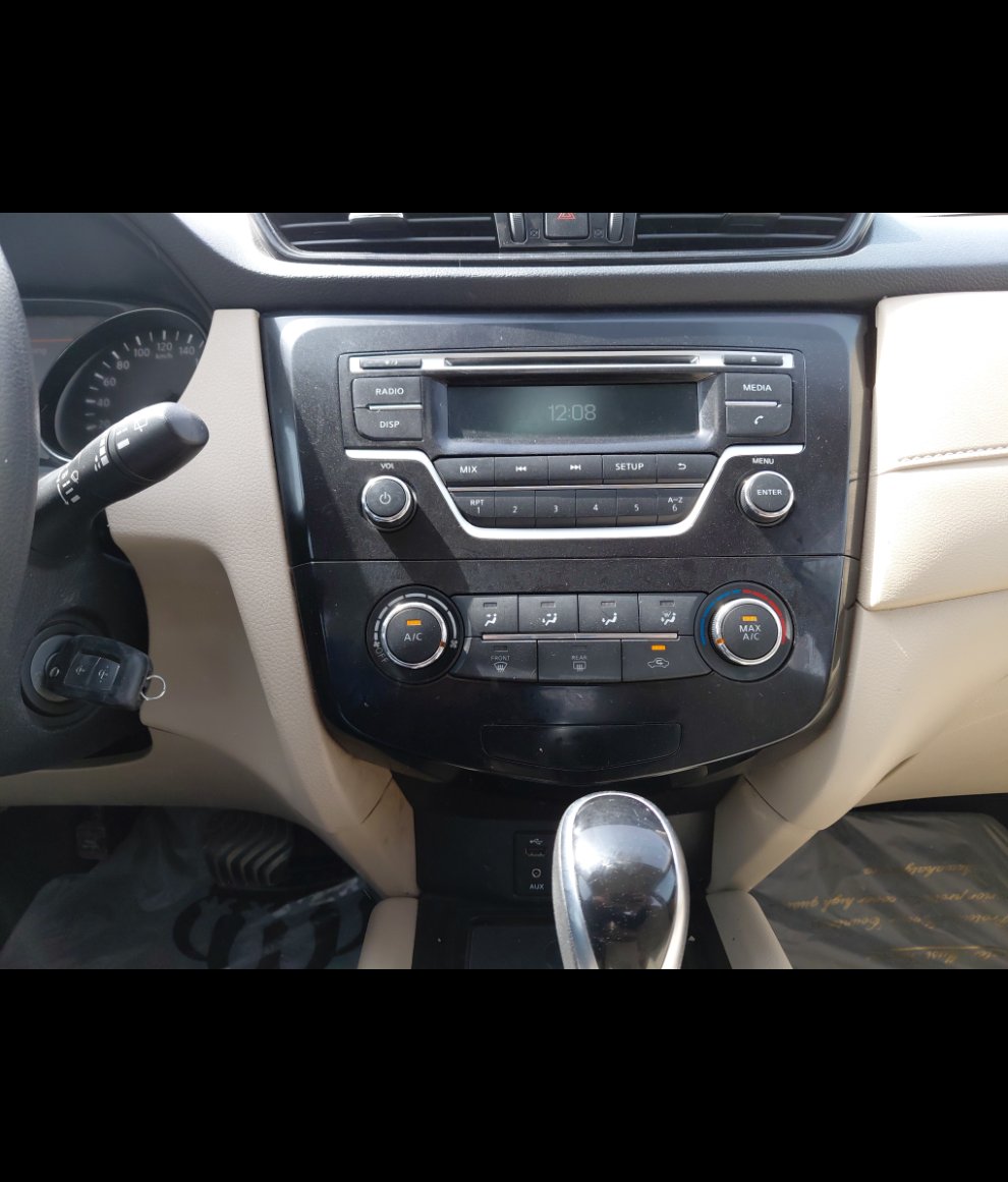 Nissan X-Trail  2021 image