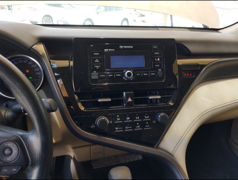 Toyota Camry  2021 image