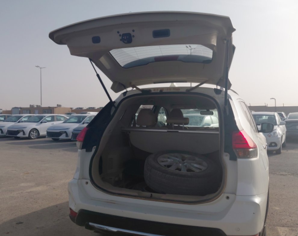 Nissan X-Trail  2022 image