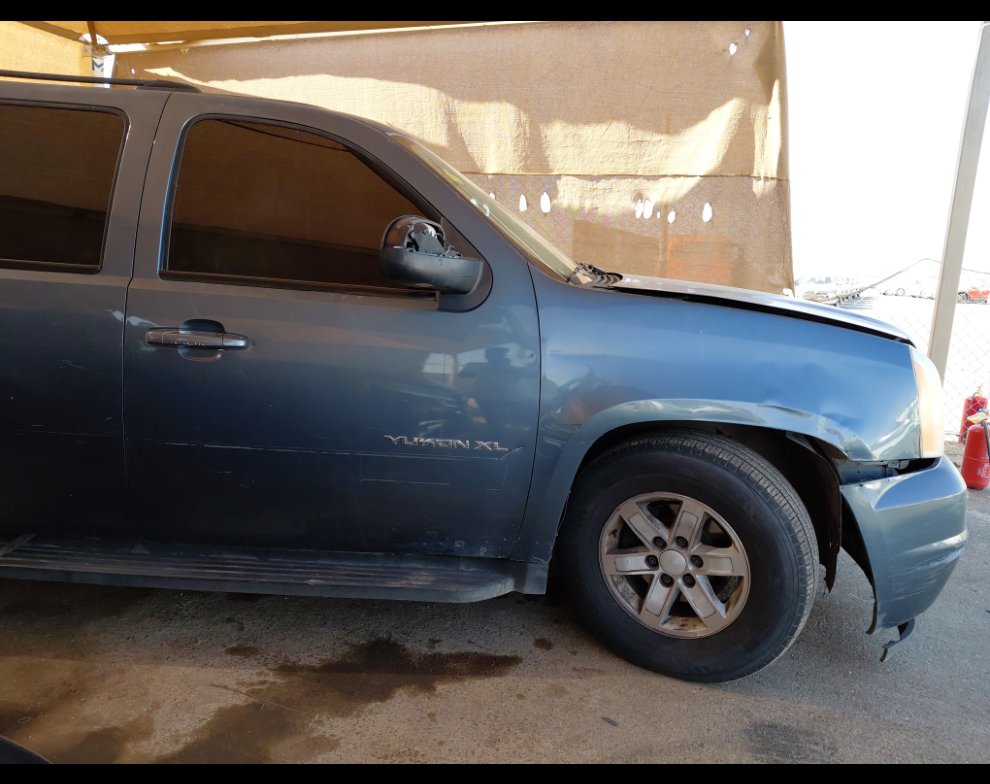 GMC Yukon  2010 image