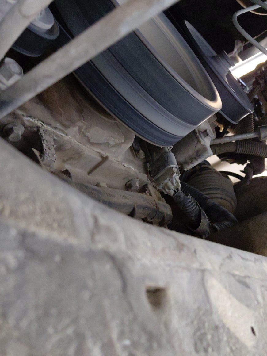 GMC Yukon  2010 image