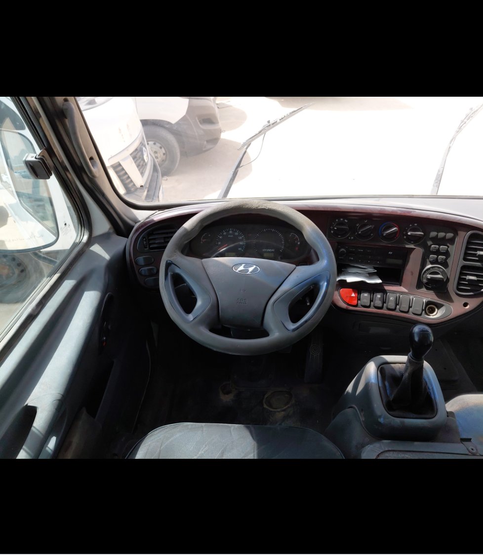 Hyundai County  2020 image