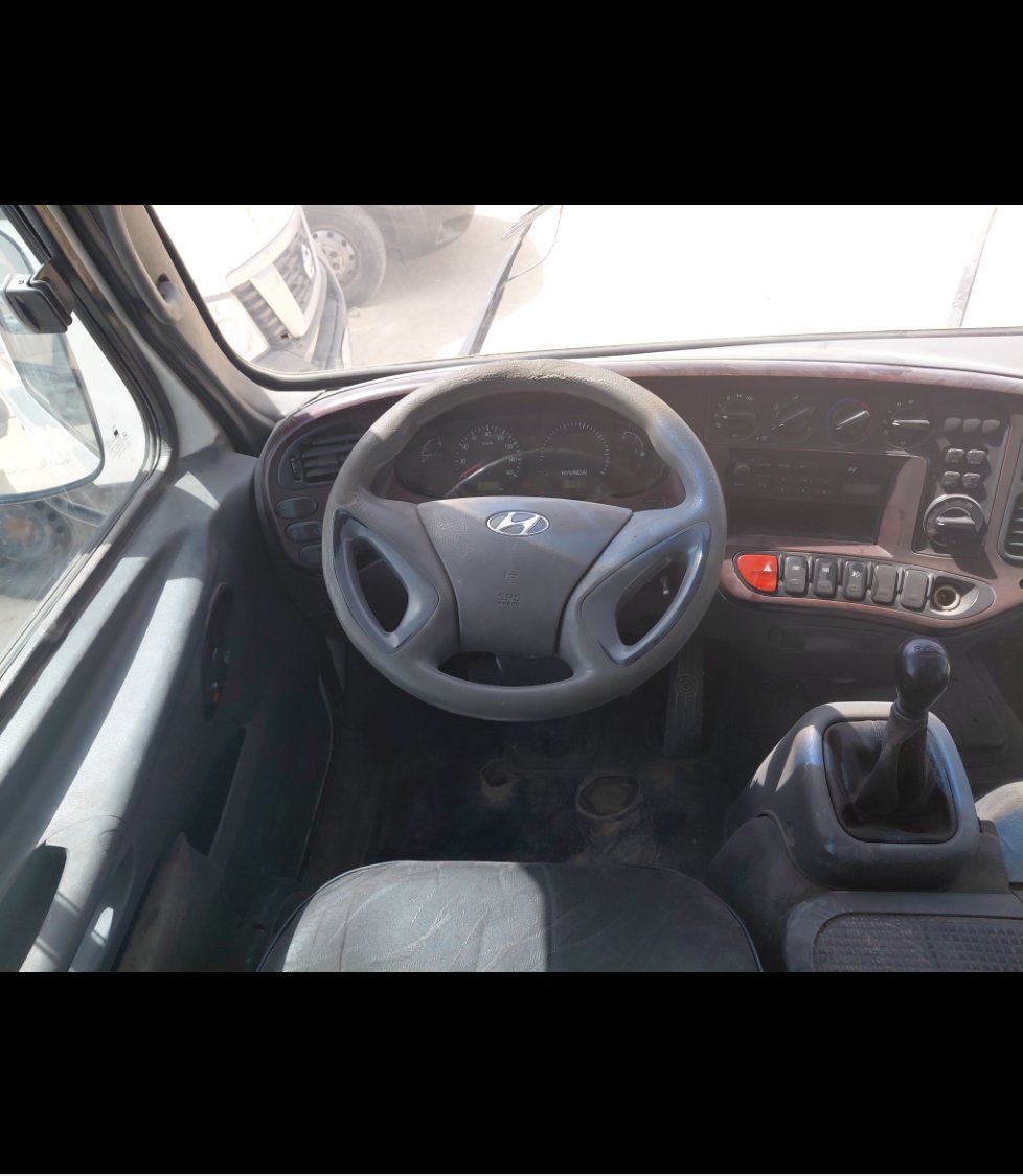 Hyundai County  2020 image