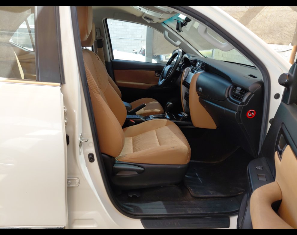 تويوتا فورتشنر  2021 image