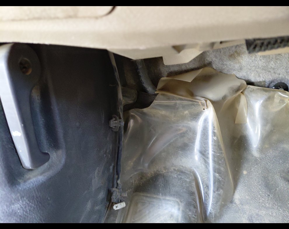 Hyundai SantaFe  2012 image