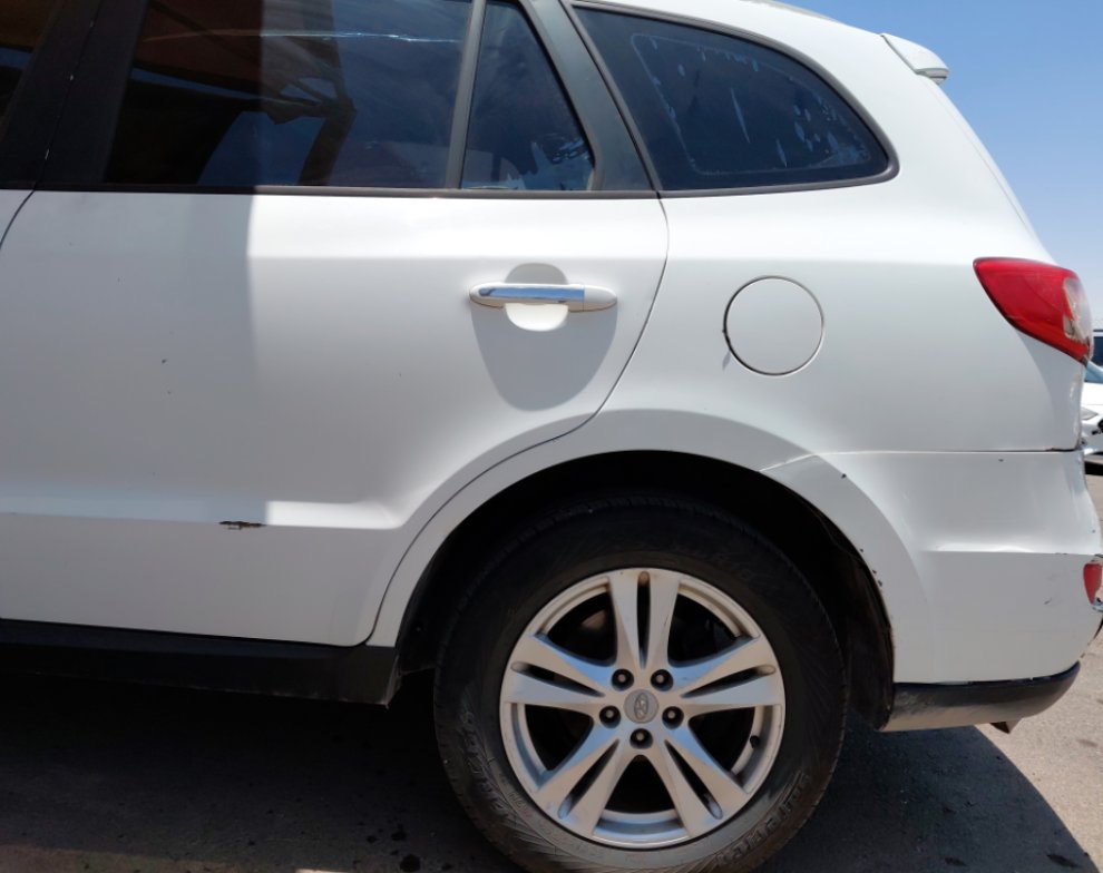 Hyundai SantaFe  2012 image