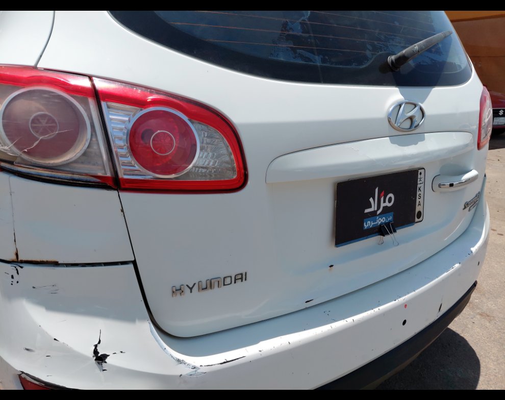 Hyundai SantaFe  2012 image