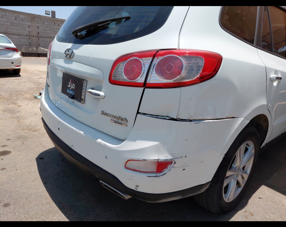 Hyundai SantaFe  2012 image