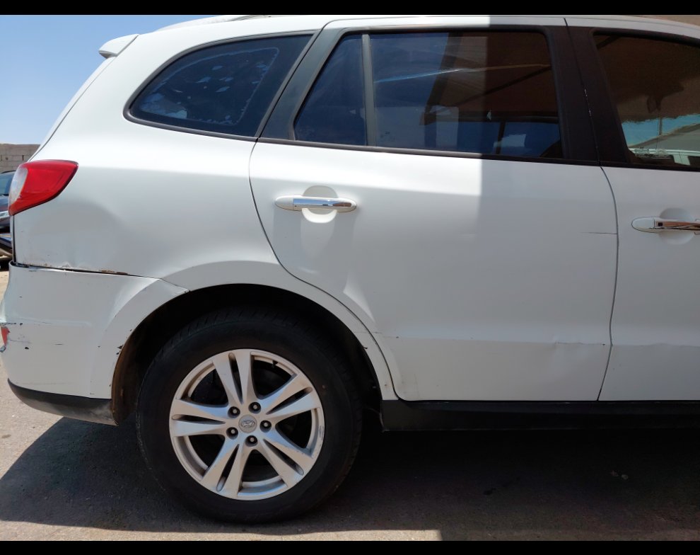 Hyundai SantaFe  2012 image