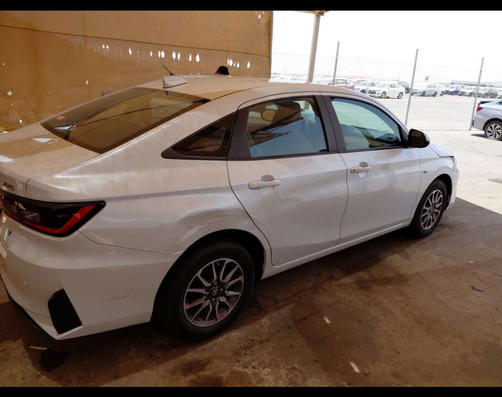 تويوتا يارس  2023 image