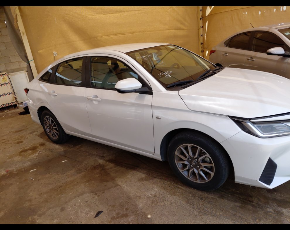 تويوتا يارس  2023 image