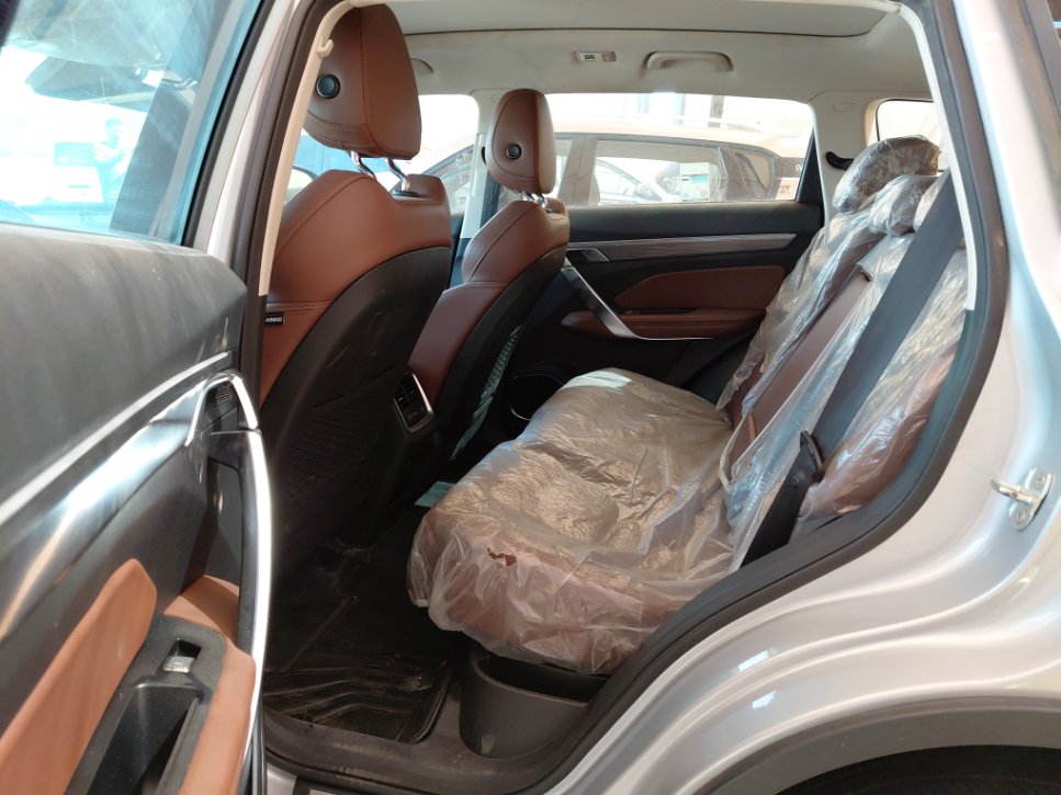 Geely Azkarra  2022 image