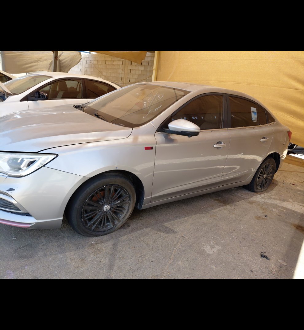 إم جي 5  2021 image