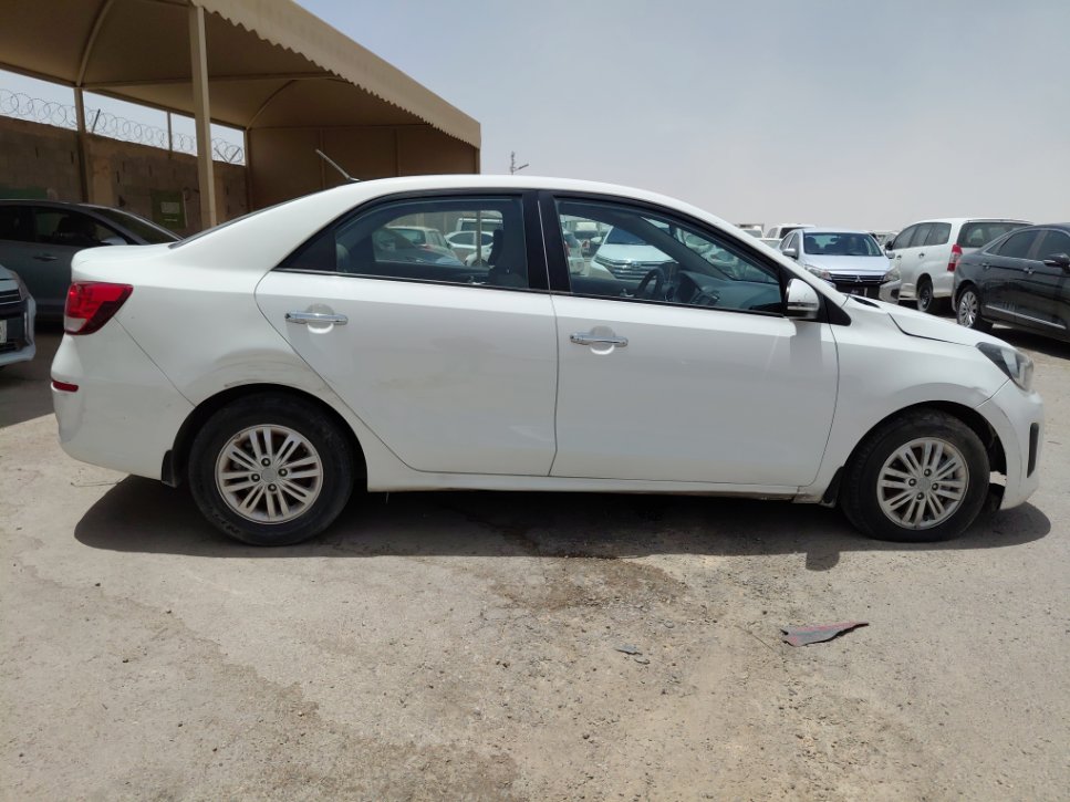 كيا بيجاس  2021 image