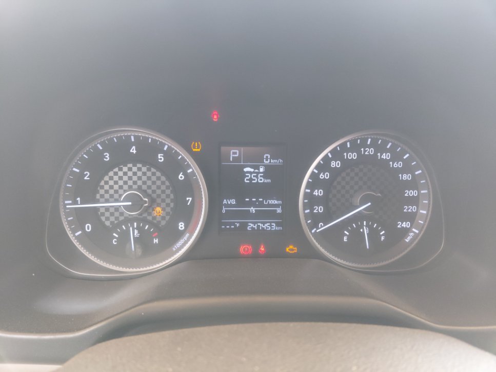 Hyundai Elantra  2020 image