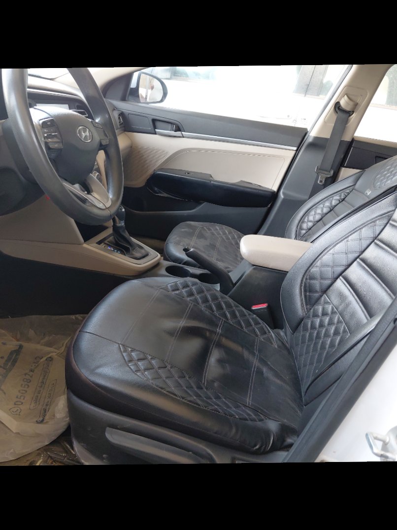 Hyundai Elantra  2020 image