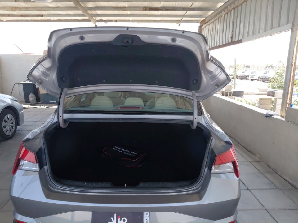 هيونداي إلنترا FLT  2023 image