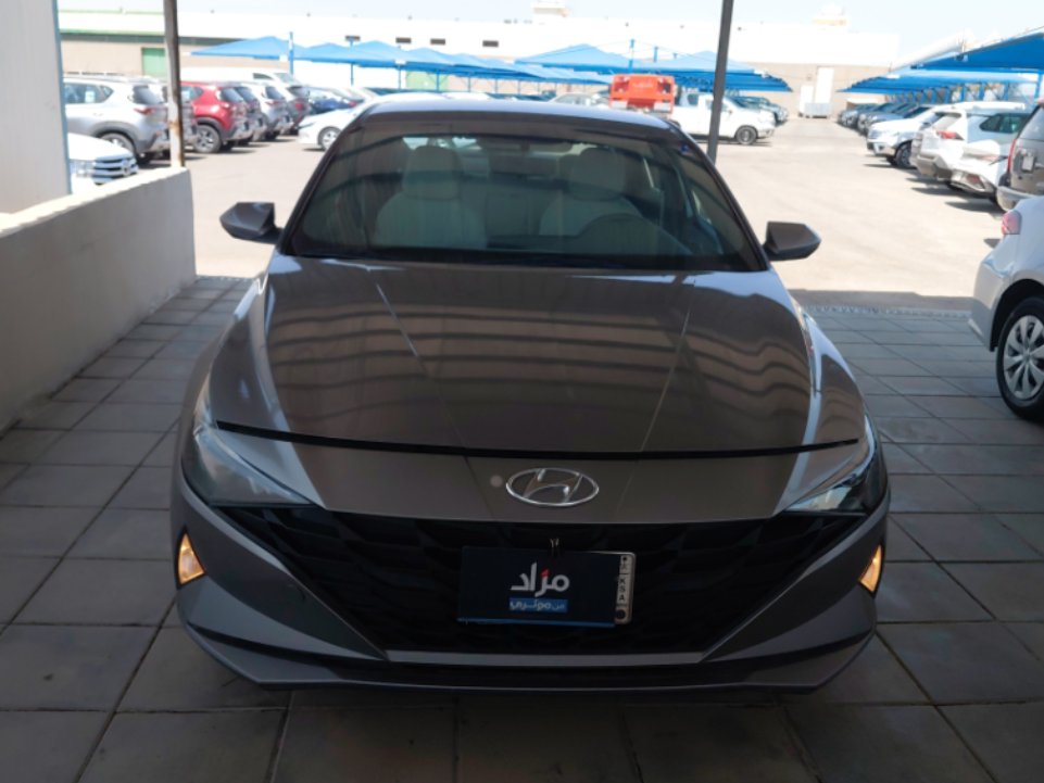 هيونداي إلنترا FLT  2023
