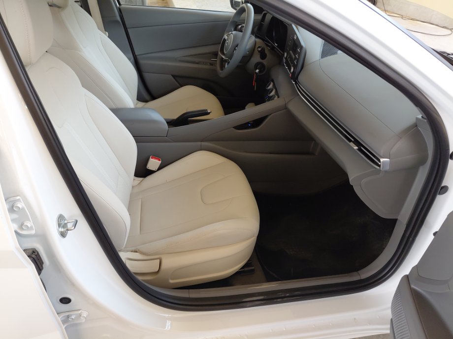 Hyundai Elantra FLT  2023 image