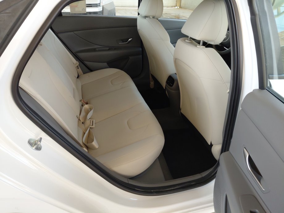 Hyundai Elantra FLT  2023 image