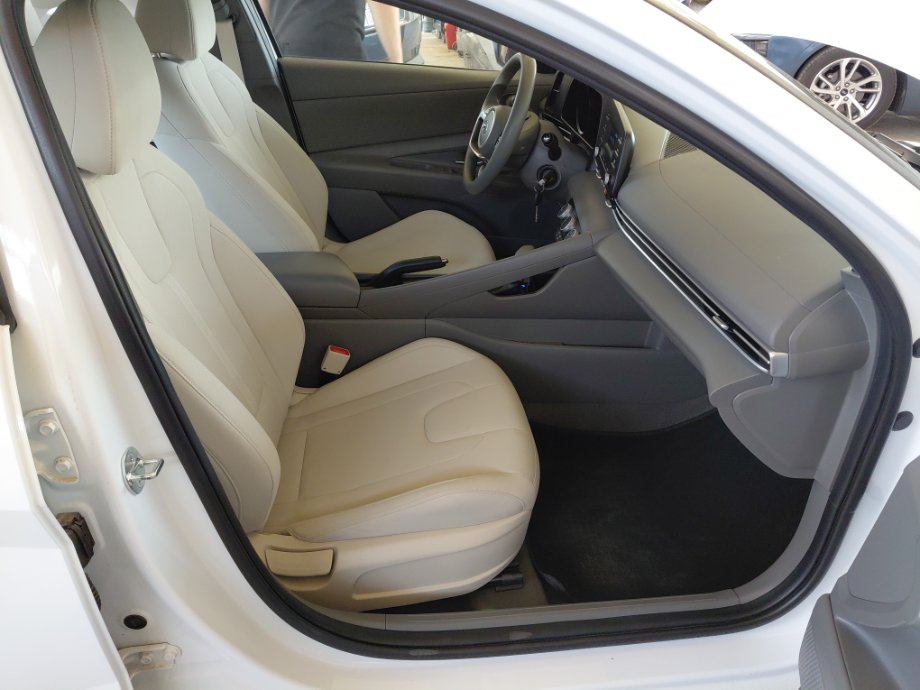 Hyundai Elantra FLT  2023 image