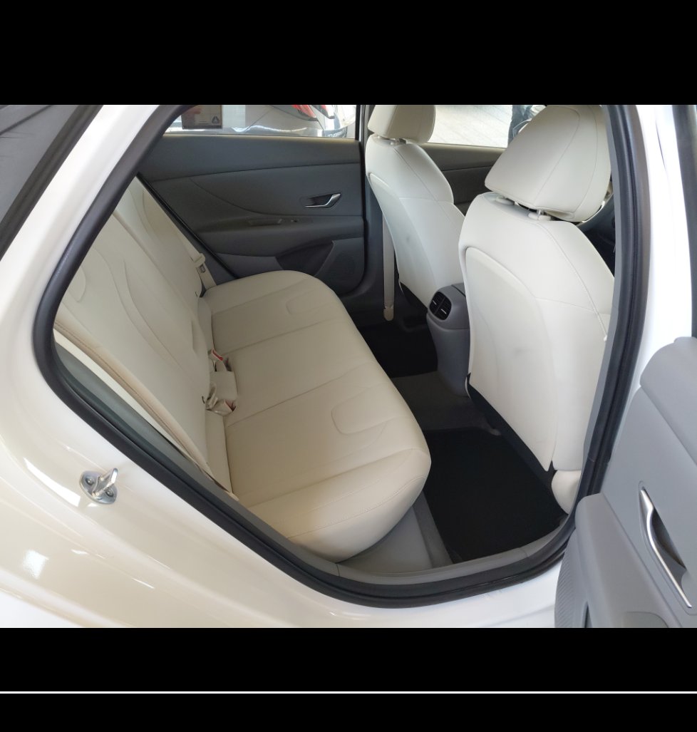 Hyundai Elantra FLT  2023 image