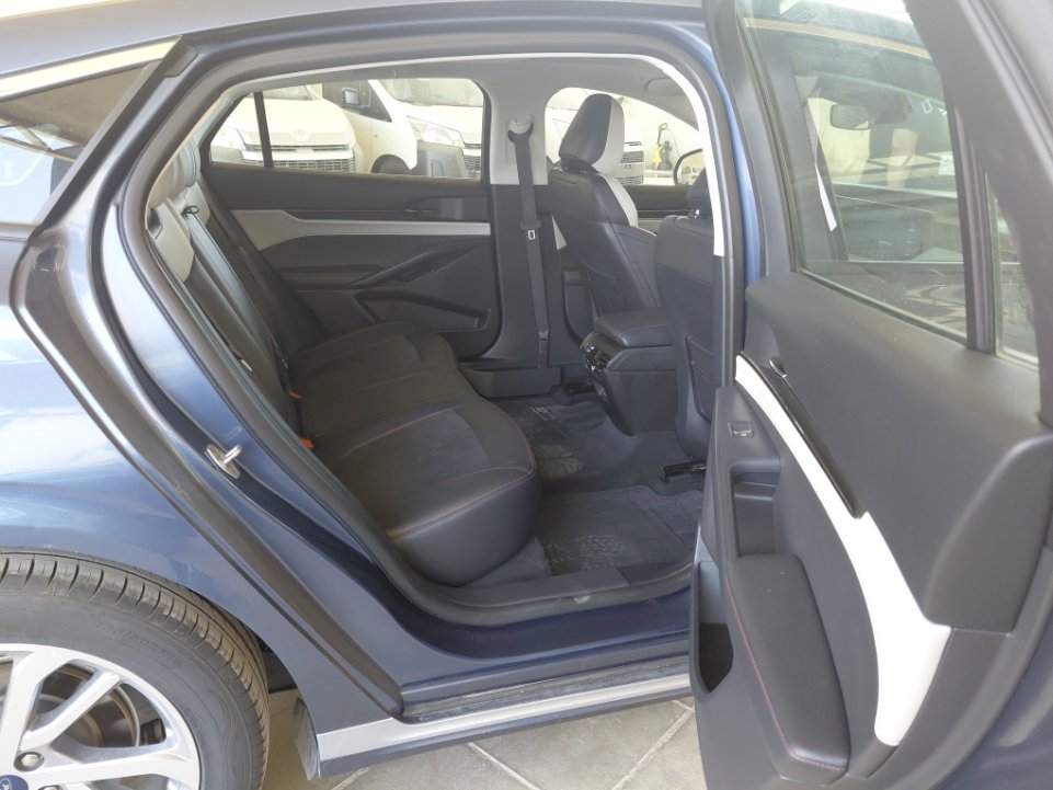 Ford Taurus  2023 image