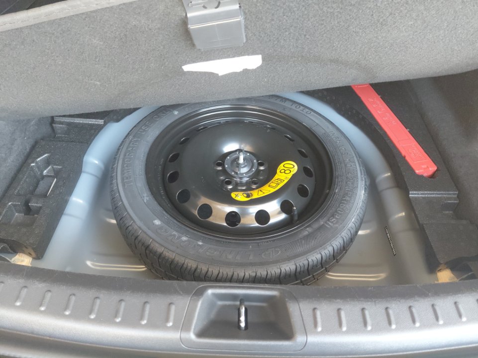 Ford Taurus  2023 image