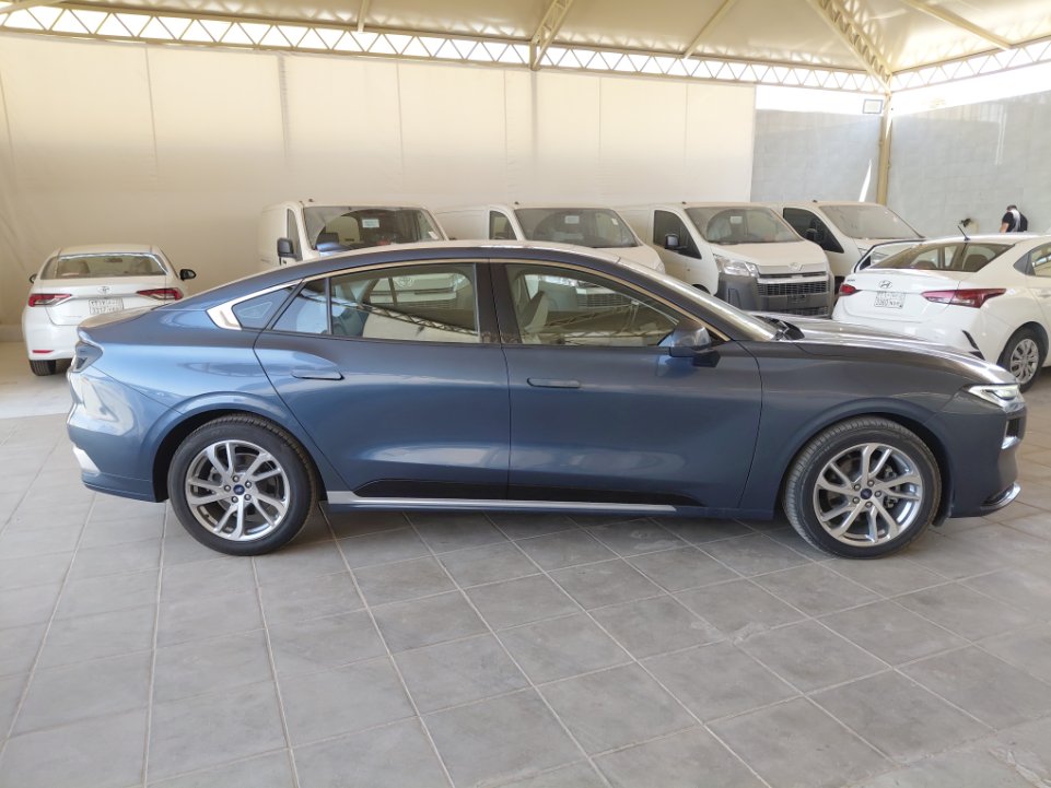 Ford Taurus  2023 image